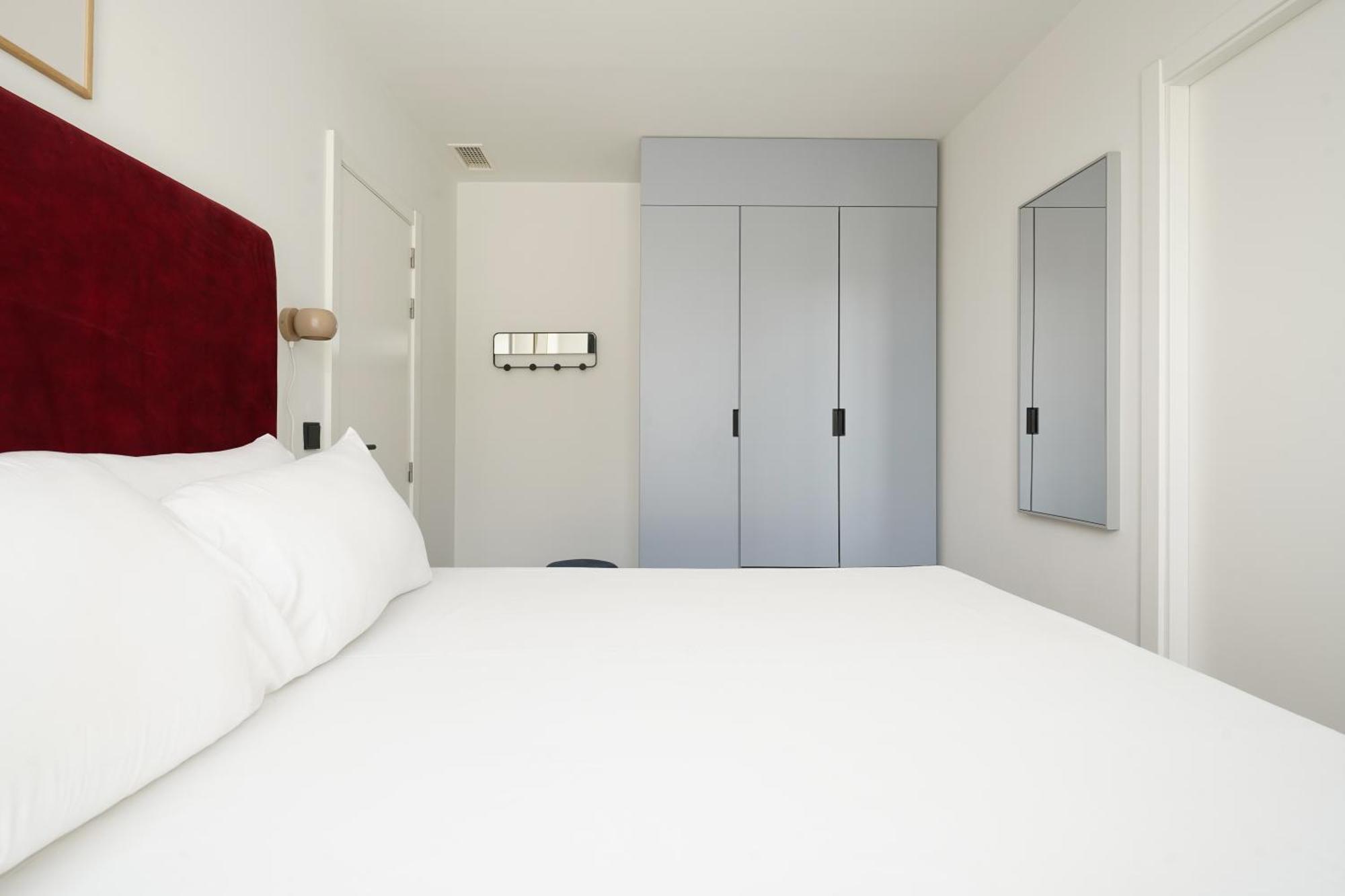 Numa Madrid Sol Aparthotel Екстериор снимка