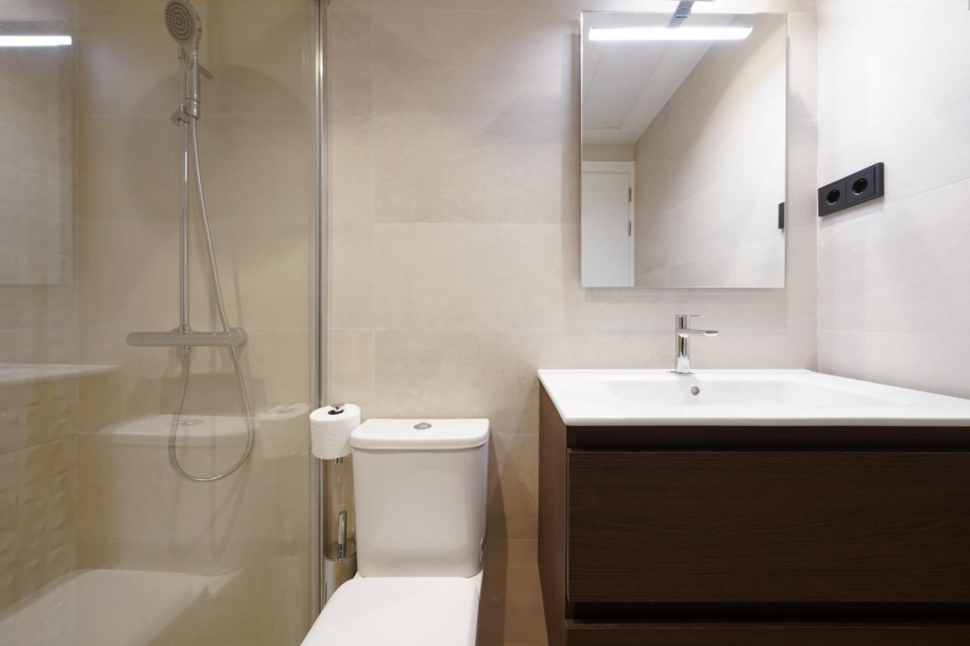 Numa Madrid Sol Aparthotel Екстериор снимка