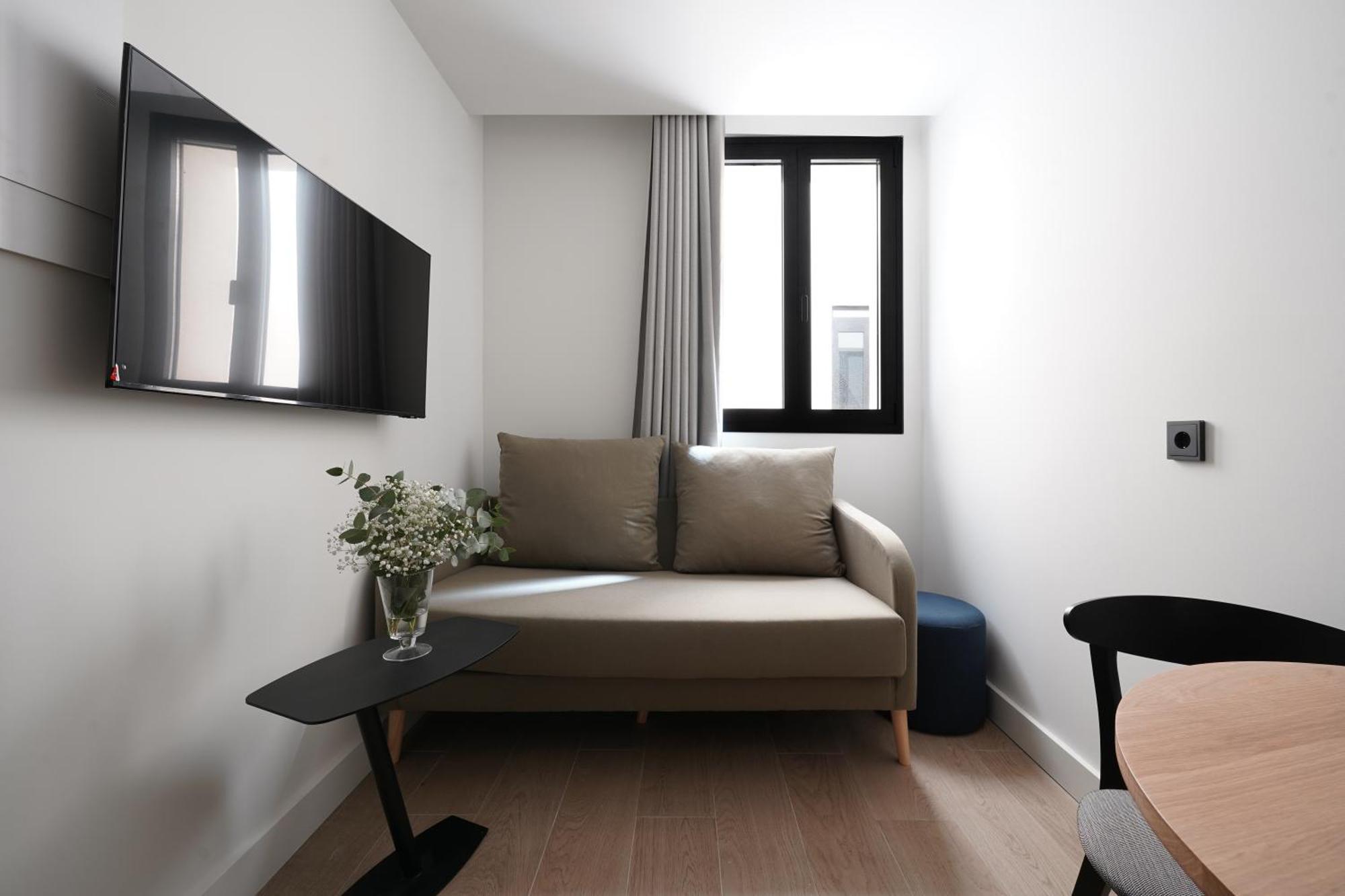 Numa Madrid Sol Aparthotel Екстериор снимка